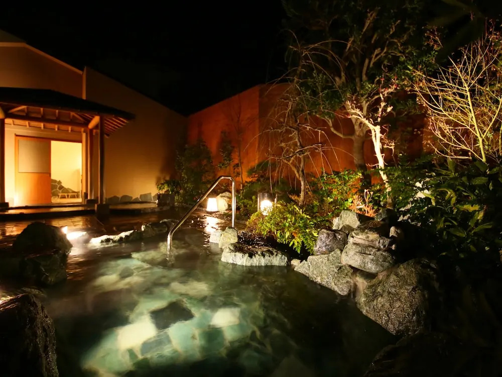 Kamogawa Onsen Gyominan Maruki Honkan