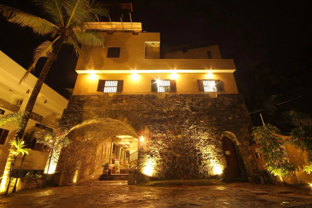 Hotel Rock Fort