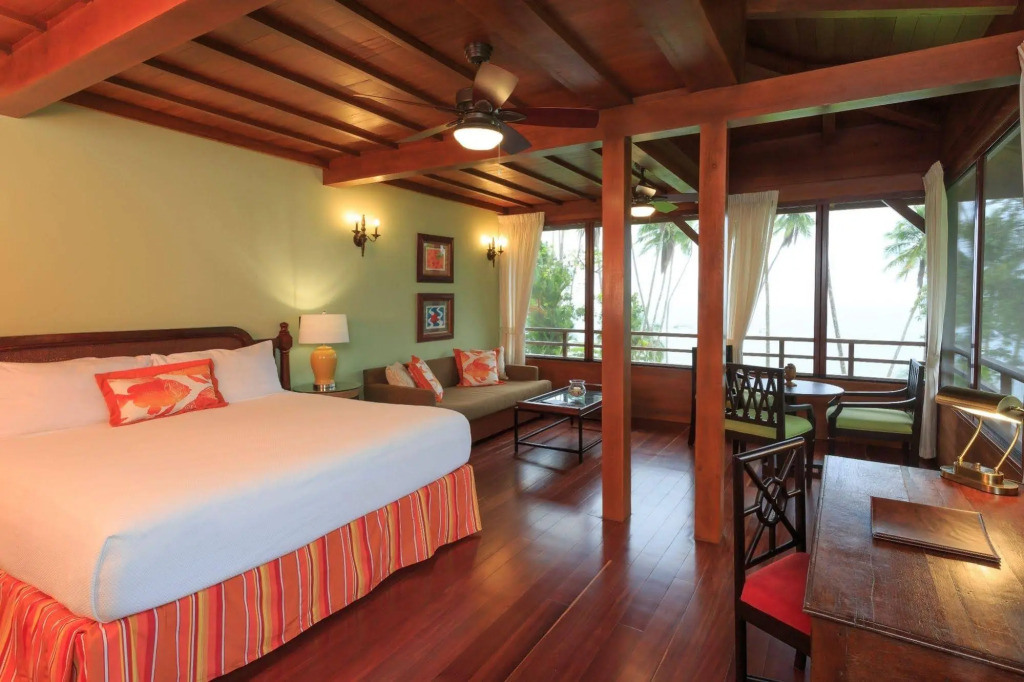Playa Cativo Lodge