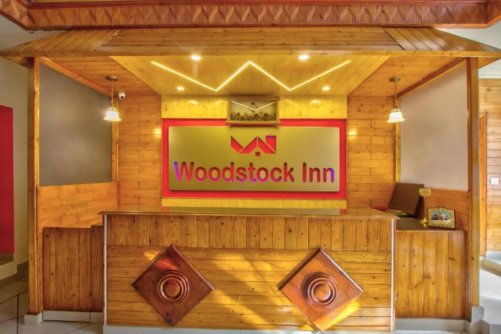 Woodstock Inn Manali 800 Mtrs from Mall Road
