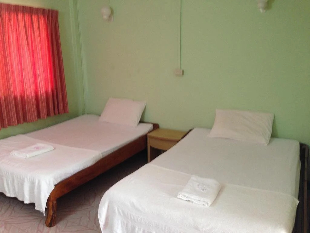 Lovely Lanta Resort