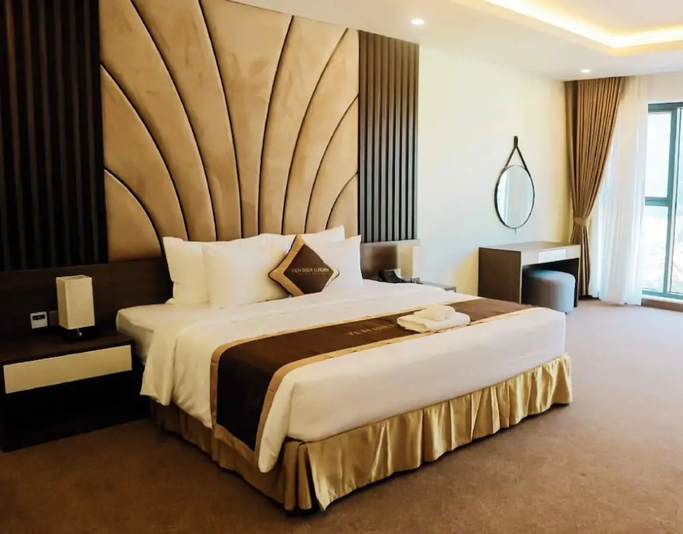 YEN BIEN LUXURY HOTEL