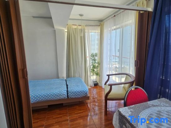 Exclusive Ocean-View Apartment with Terrace & Parking   Long Stays March Decembe