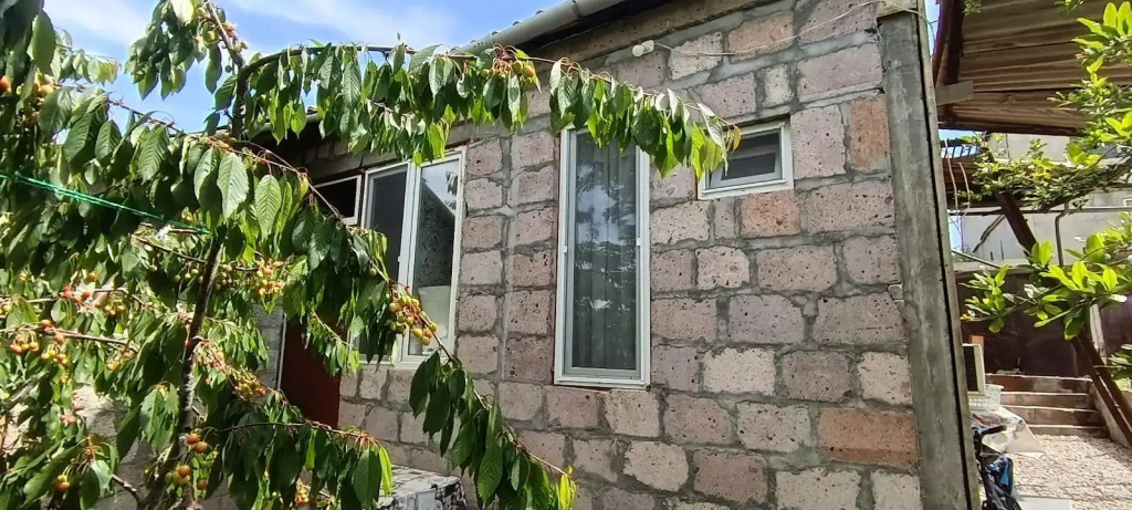 Your Full Moon Private house