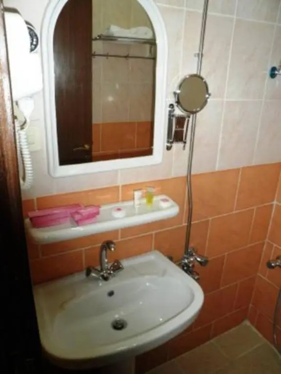 Al Farhan Hotel Suites (Al Salam)