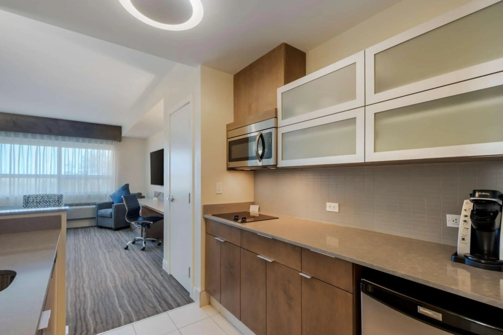 Best Western Plus Sawridge Suites