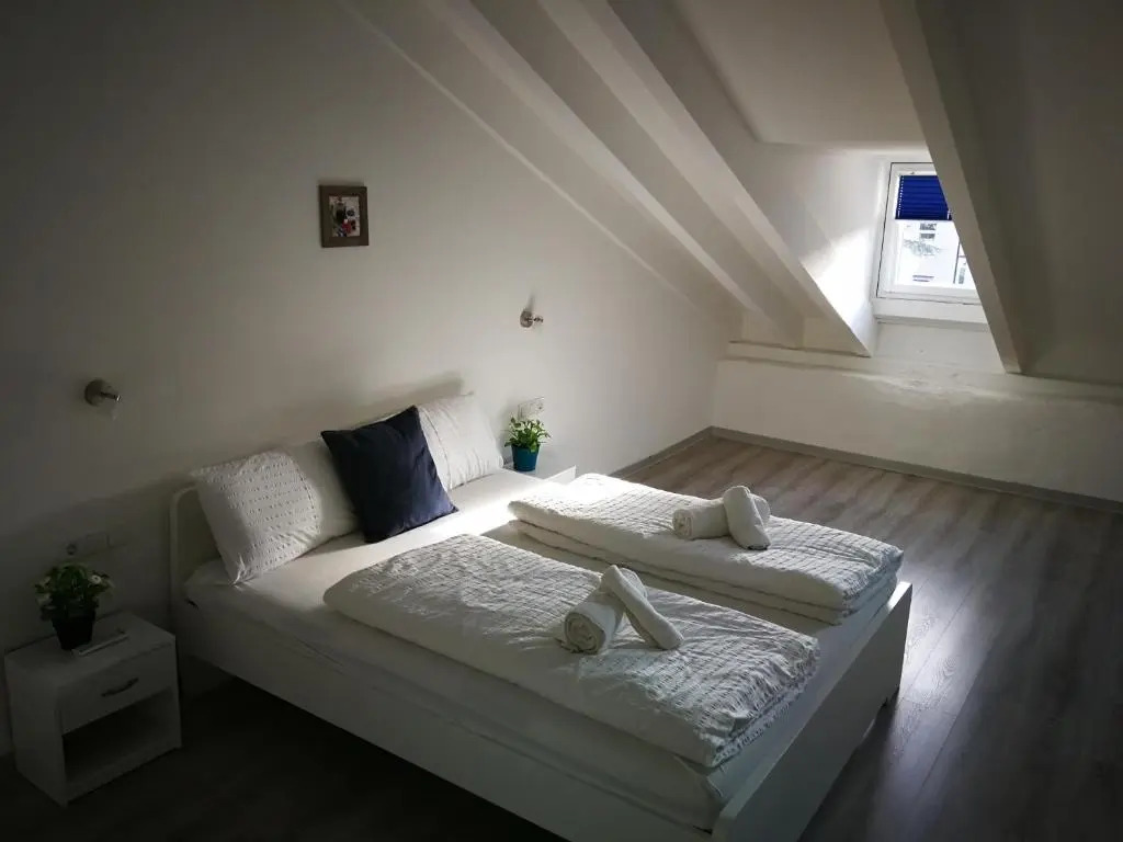 Iceman Rooms Central