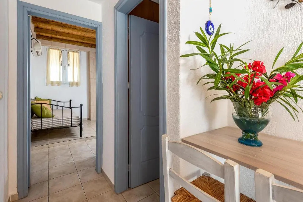 Agnanti Beach Apartments
