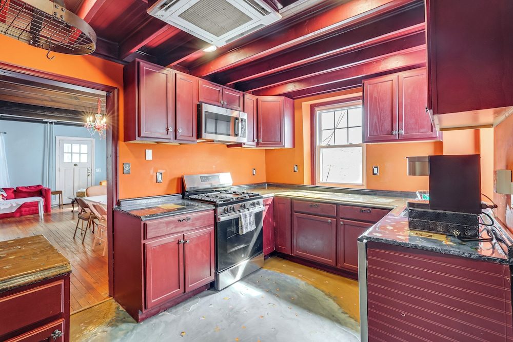 Walk to Suburban Square! Ardmore Home w/ Deck