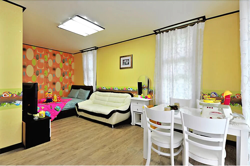 Gapyong Arno Kids Spa Pension