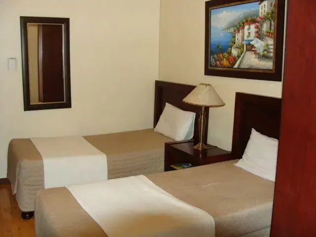 Escape Lodge