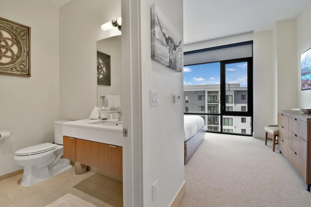 Stunning 4-bdr Penthouse With Rooftop Deck Ski-in out Access Pool hot Tubs 5-star Amenities