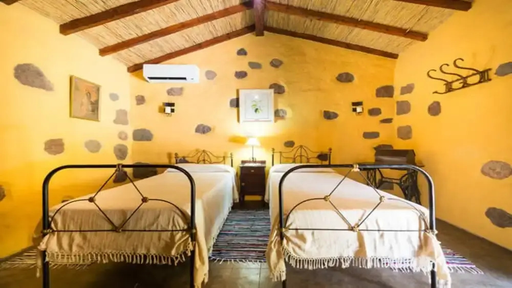 Villa With its own Swimming-pool, Jaccuzi and Sauna With Views to San Nicolas va