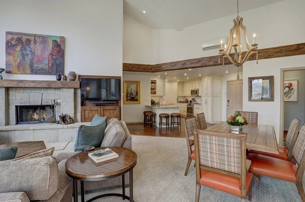 2br In The Seasons At Arrowhead-vaulted Ceilings 2 Bedroom Condo by RedAwning