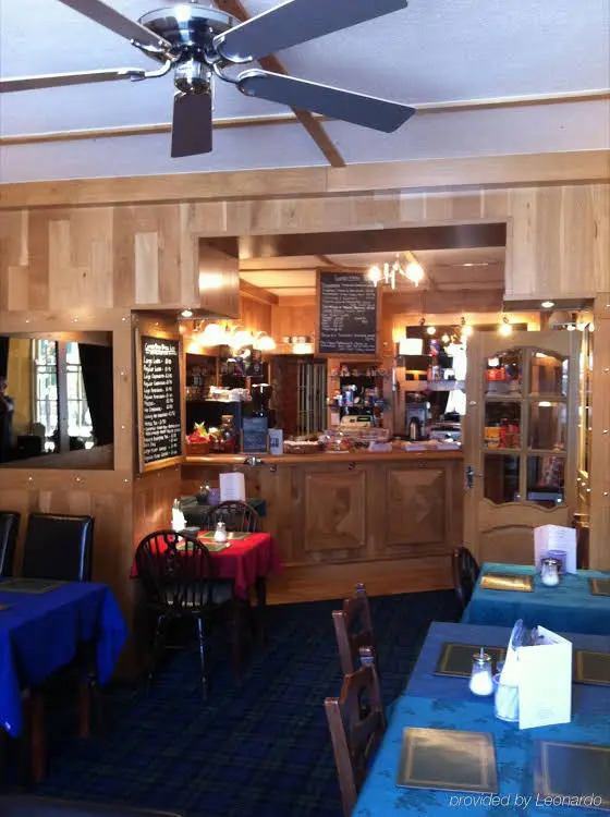 Crown Hotel