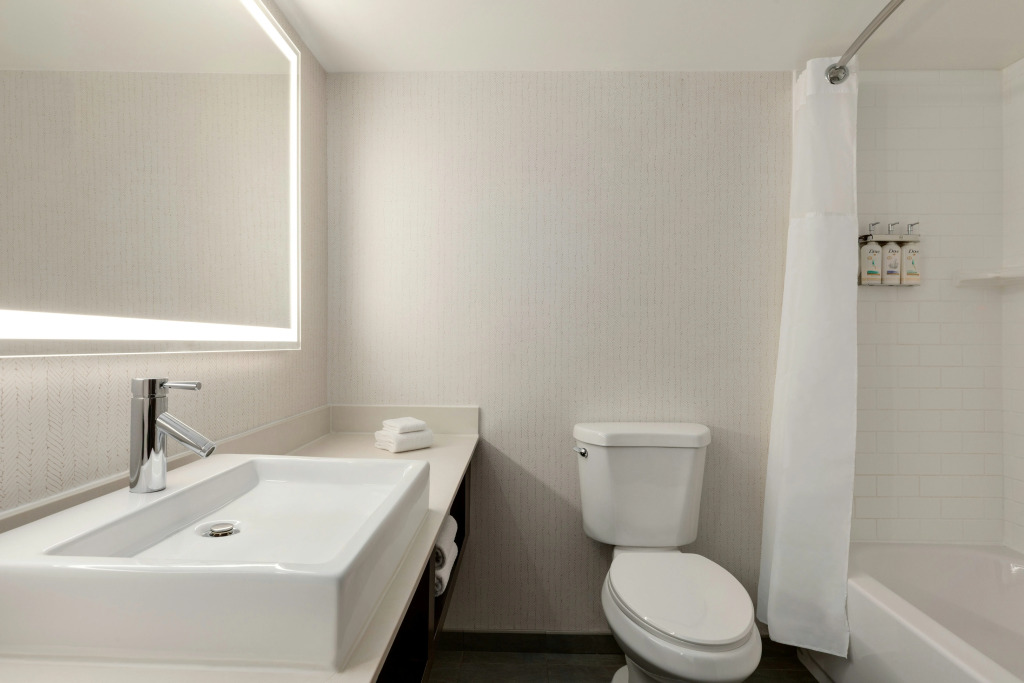 Holiday Inn Virginia Beach - Norfolk by IHG