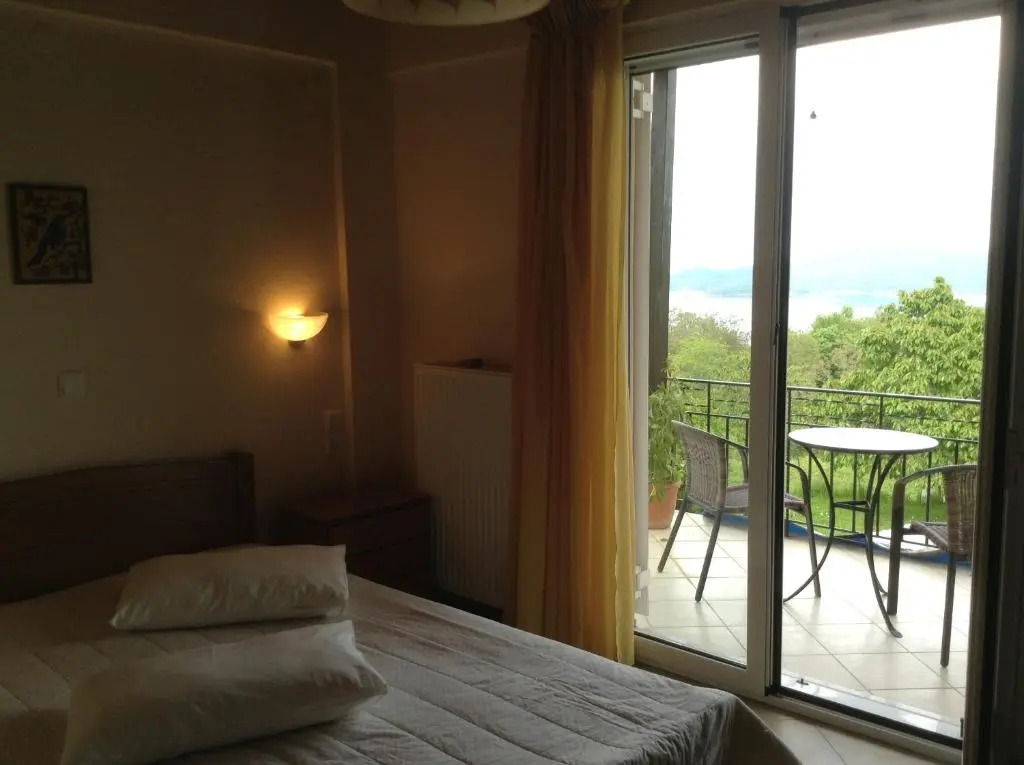 Guesthouse Lamprini
