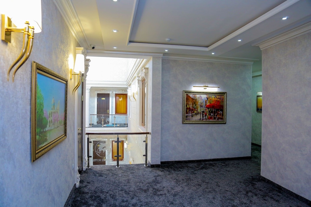 HOTEL GLOBUS