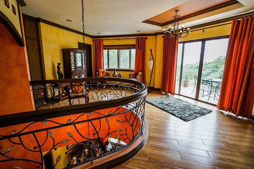 Altamira Boutique House