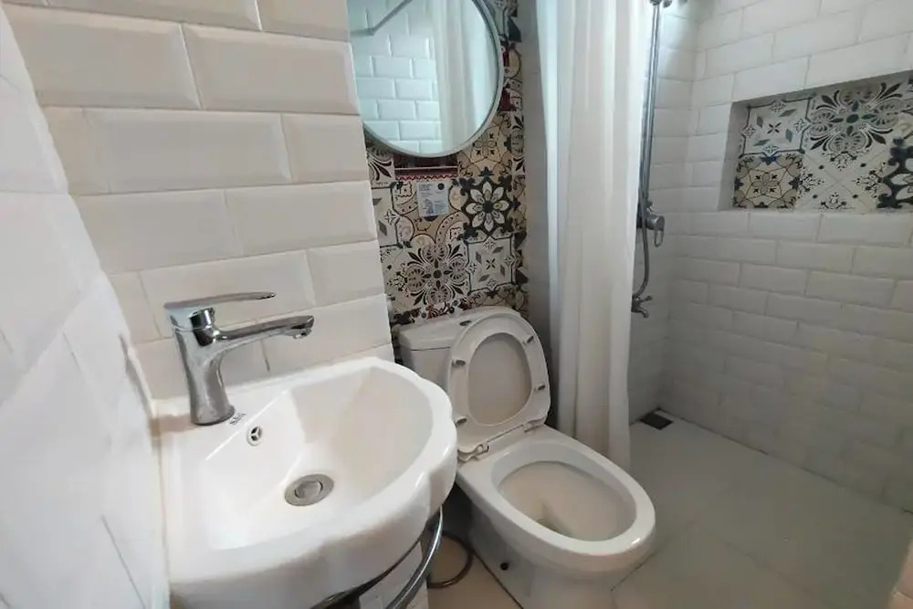 Redenza Suites Makati