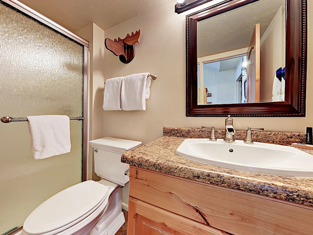 3710 Navajo Trail Townhouse Unit #74 4 Bedrooms 4 Bathrooms Townhouse