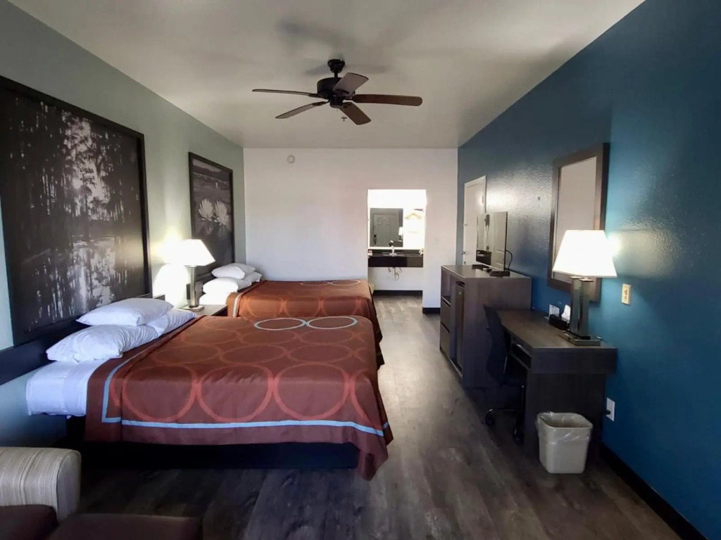 Scottish Inns & Suites Forney