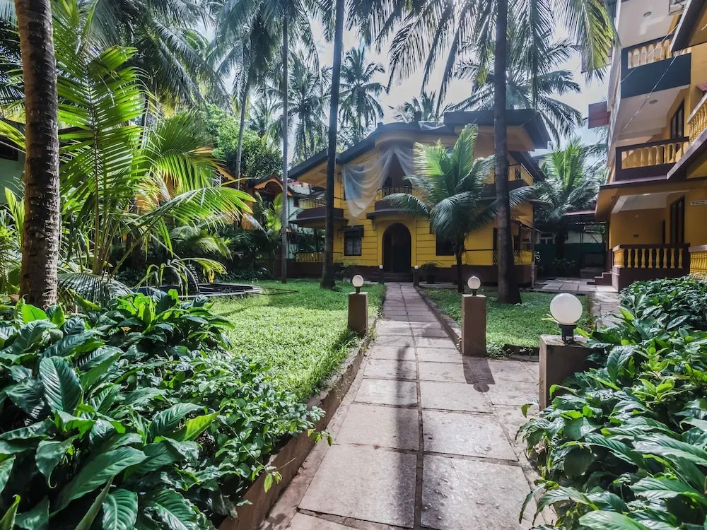 OYO 7273 StayOut near Candolim Beach