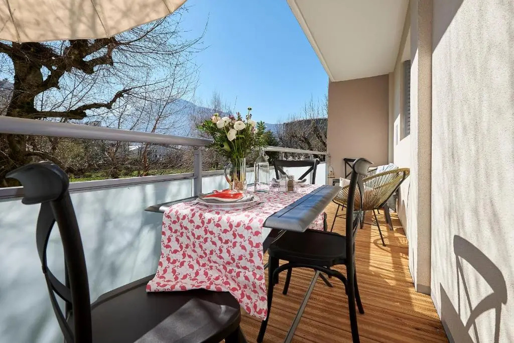 Beautiful apartment with terraceair conditioned-beautifully decorated #K6