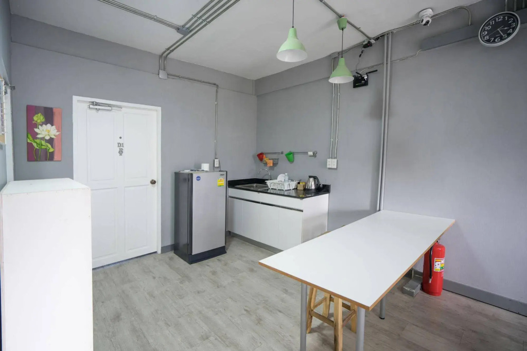 OYO 437 Hostel Na Nara