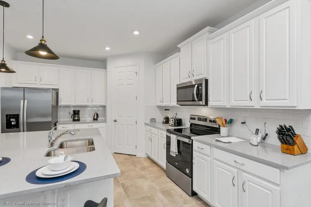 Gorgeous Vacation Home With Pool At Solara Sa2179