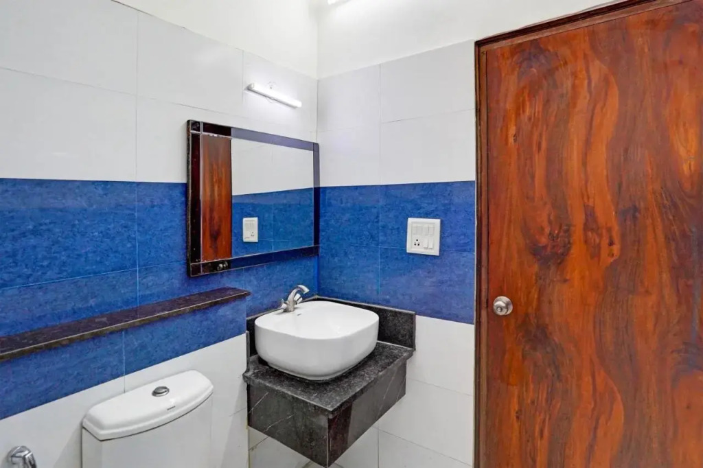 OYO Rooms Railway Station Raja Road 1