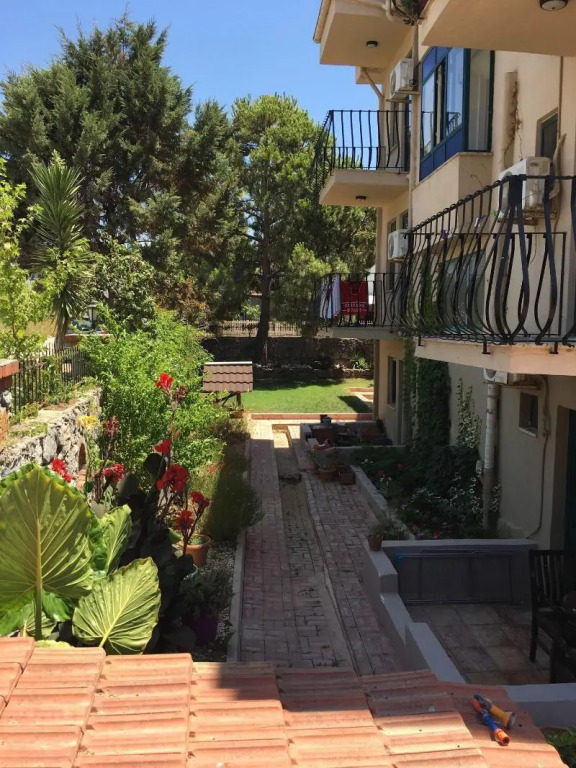 Poppy Apart Hotel