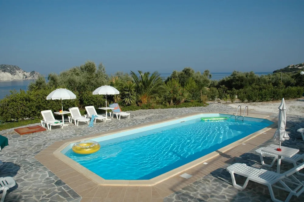 Villa Flisvos