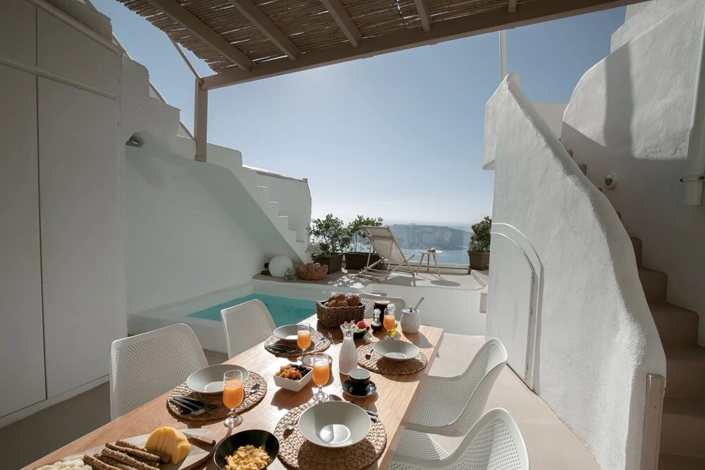 The Globe Suites Villa