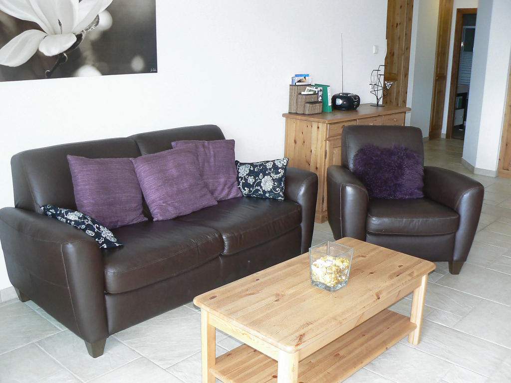 Apartment Ardève No 11 by Interhome