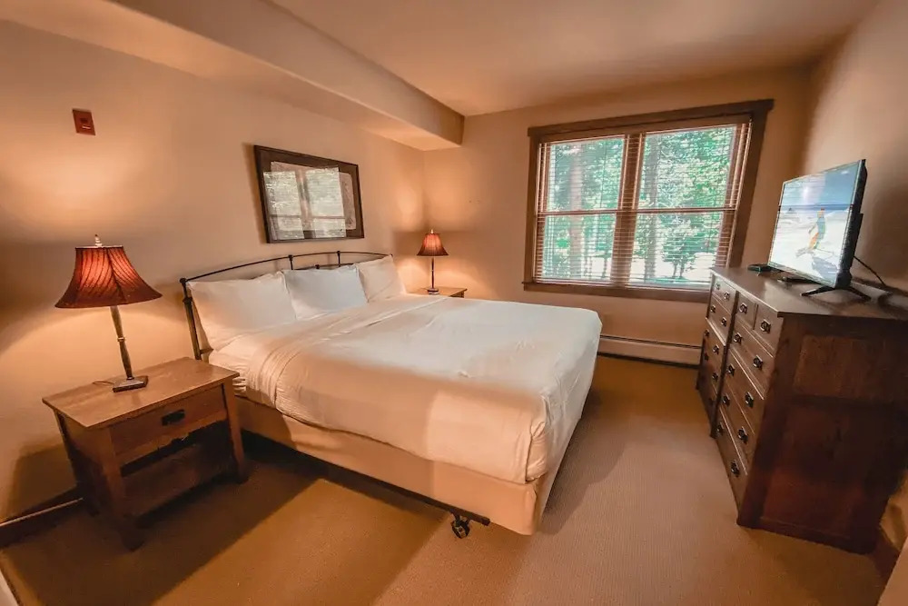 Red Hawk Townhomes 2321