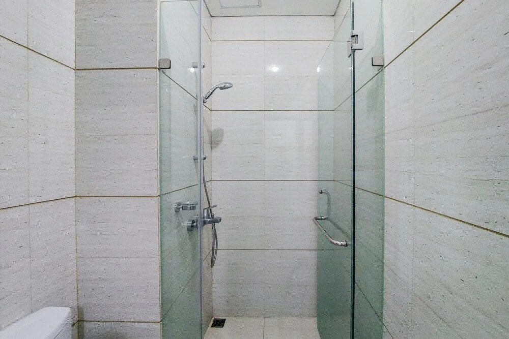 Comfort And Minimalist Studio Loft At Brooklyn Alam Sutera Apartment