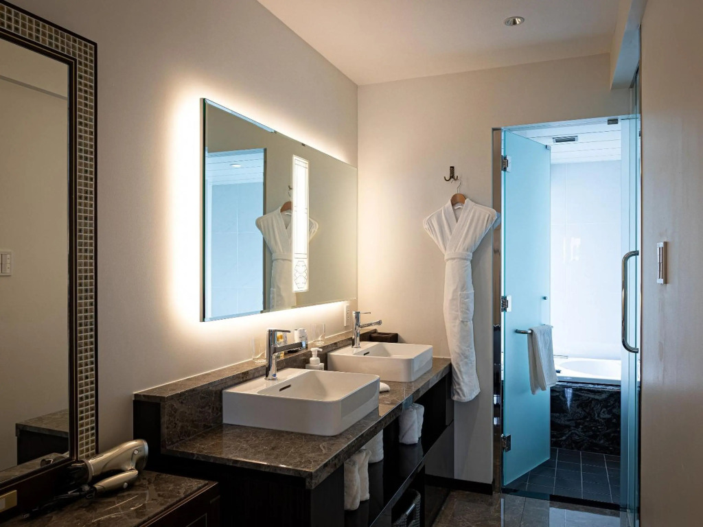Okinawa Kariyushi Resort Exes Naha