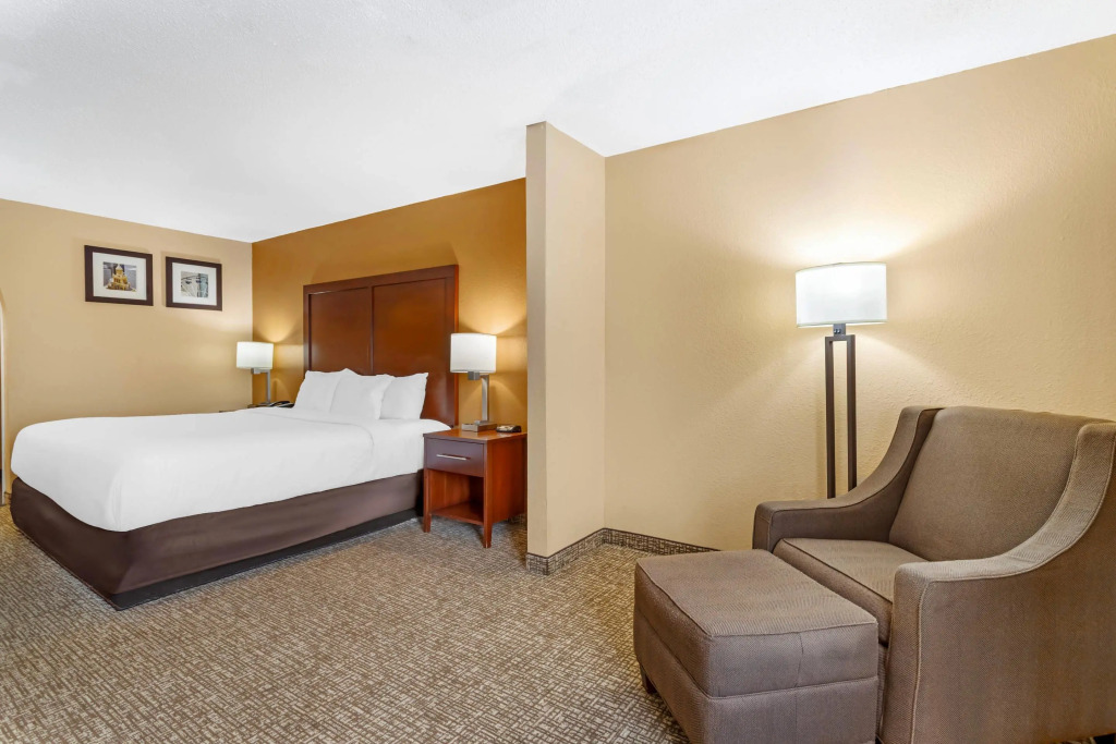 Comfort Inn North Conroe