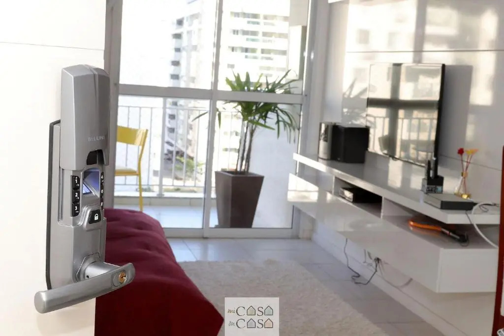 2 Quartos com Varanda a 300m RioCentro Wi-Fi 120mbps e Cozinha Completa - Condomínio com Piscina, Estacionamento, Portaria 24h e Parquinho Infantil - Apartamento indicado para Grupos, Hóspedes a Trabalho e Crianças