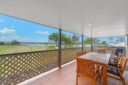 Bellhaven 2, 17 Willow Street