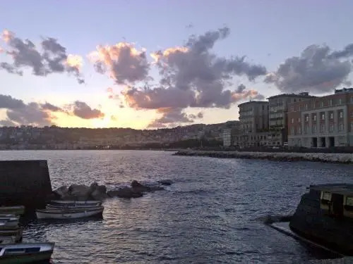 Flat 3 Bedrooms 1 Bathroom - Naples