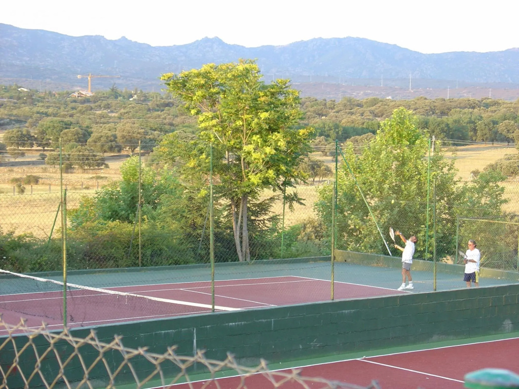 Enticing Holiday Home in Galapagar with Private Terrace