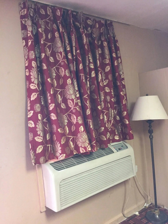 Downtowner Motel