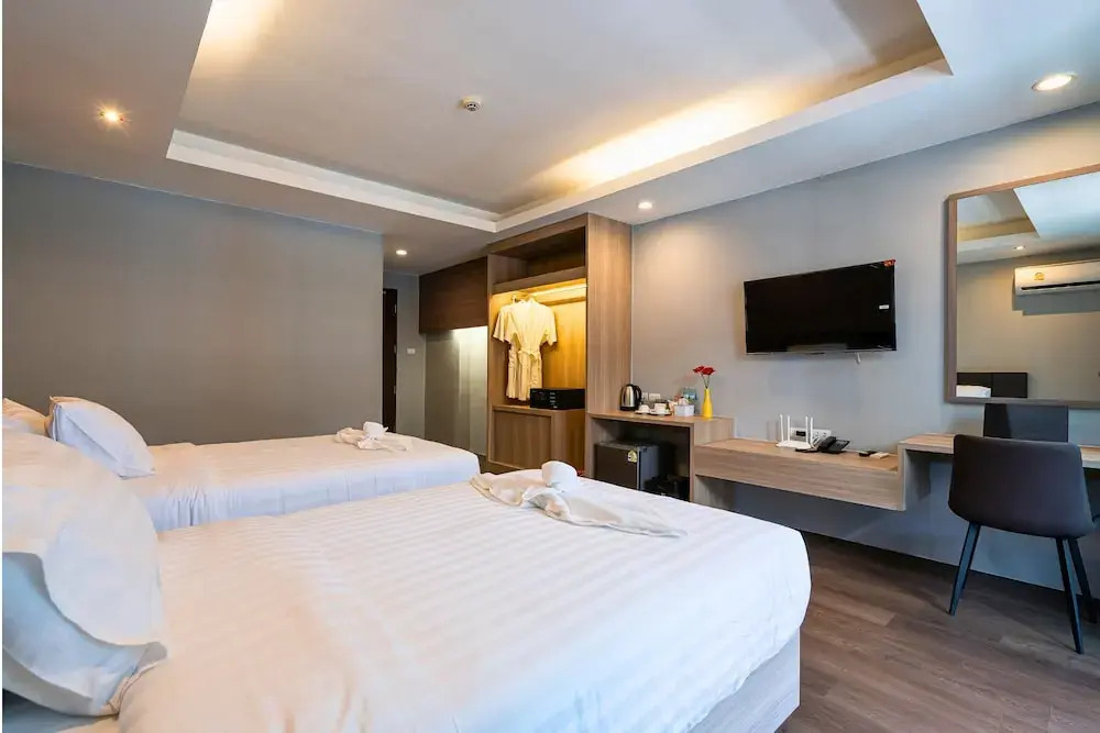 Tisha Hotel ABAC Bangna