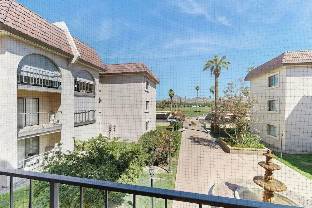 Mtn-view Balcony: Condo 6 Mi to Dtwn Phoenix