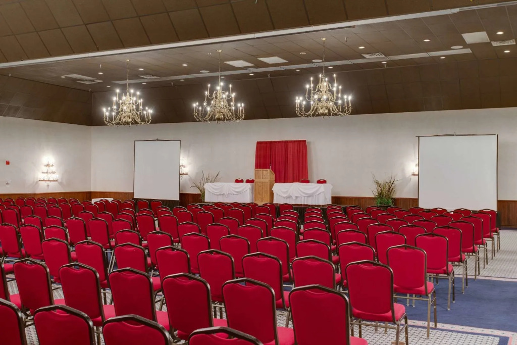 Y O Ranch Hotel and Conference Center