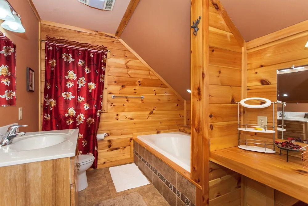 91 Copper Spur Road Home 3 Bedrooms 2 Bathrooms Home
