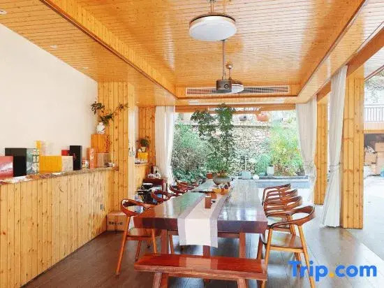 Petrichor Tea Lodge