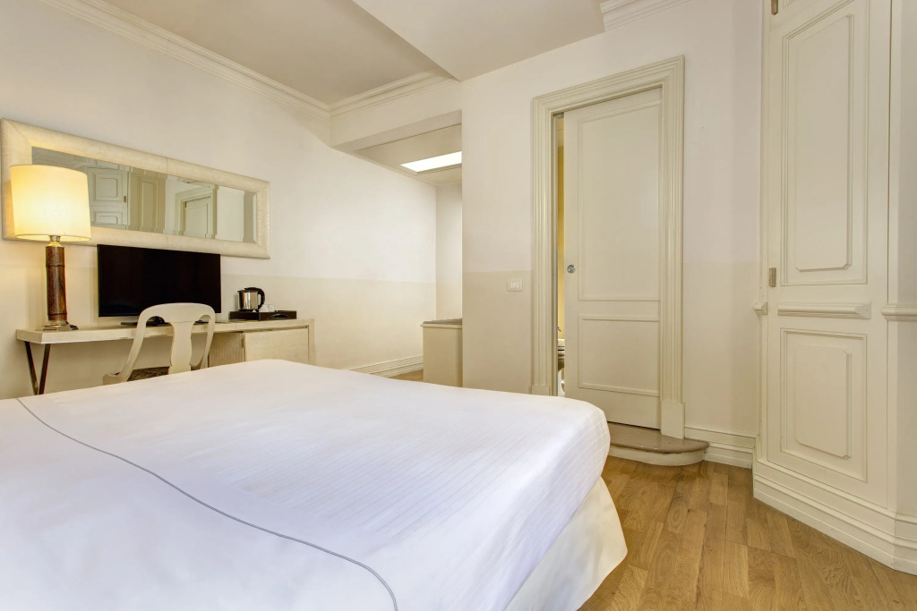 Отель Grand Hotel Cavour